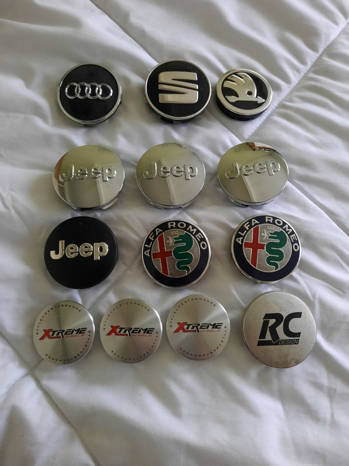Diverse naafkapjes van oa Audi, Seat, Skoda en Jeep, Ophalen of Verzenden, Gebruikt, Overige automerken