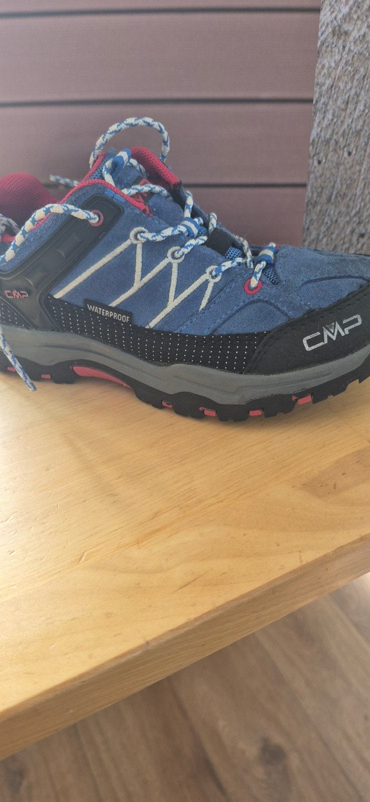 CMP Waterproof Wandelschoenen Maat 31, Ophalen of Verzenden, Zo goed als nieuw, Schoenen