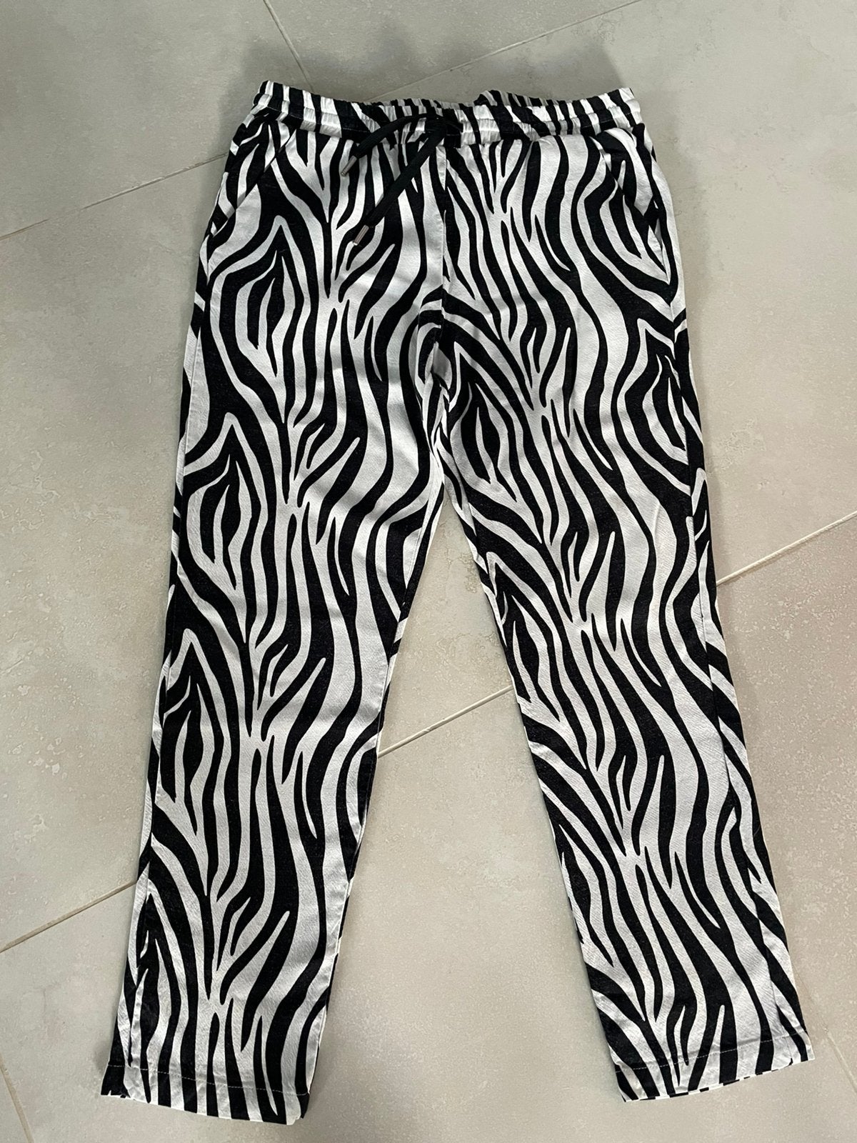 Esprit zebra print zomerbroek mt 38, Kleding | Dames, Broeken en Pantalons, Maat 38/40 (M), Zwart, Ophalen of Verzenden, Zo goed als nieuw