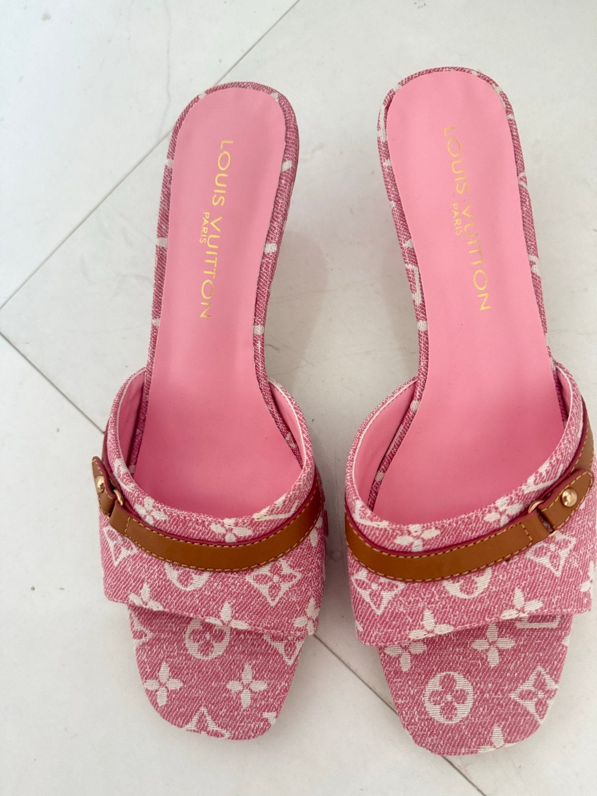 Roze Kitten Heels, Ophalen of Verzenden, Zo goed als nieuw, Roze, Schoenen met lage hakken