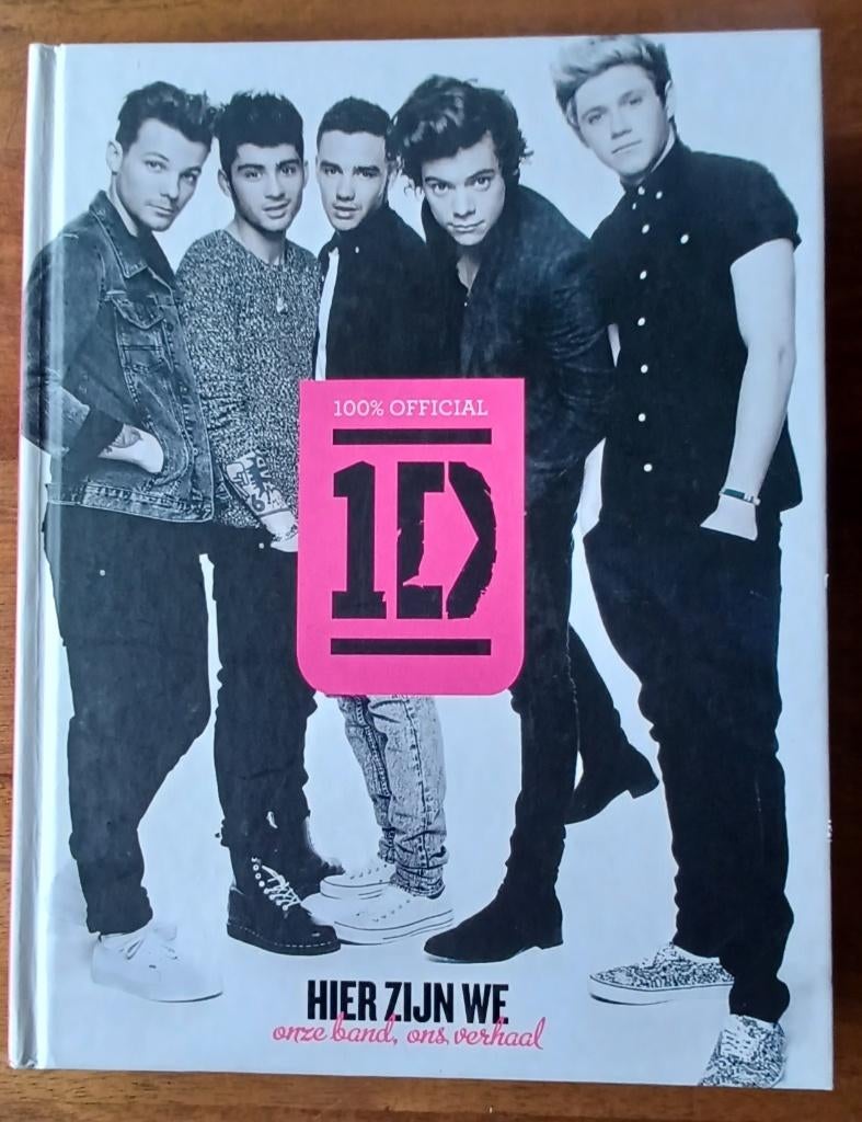 Boek/ ONE DIRECTION/ 2013/ hardcover/ 290 blz/, Boeken, Muziek, Zo goed als nieuw, Artiest, Verzenden