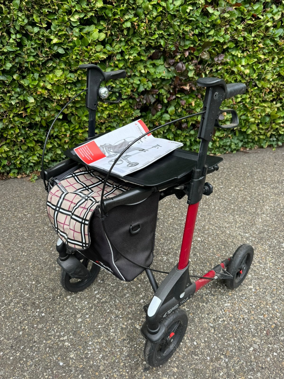 Rollator topro troja 2G M softbanden en dienblad, Diversen, Ophalen, Opvouwbaar