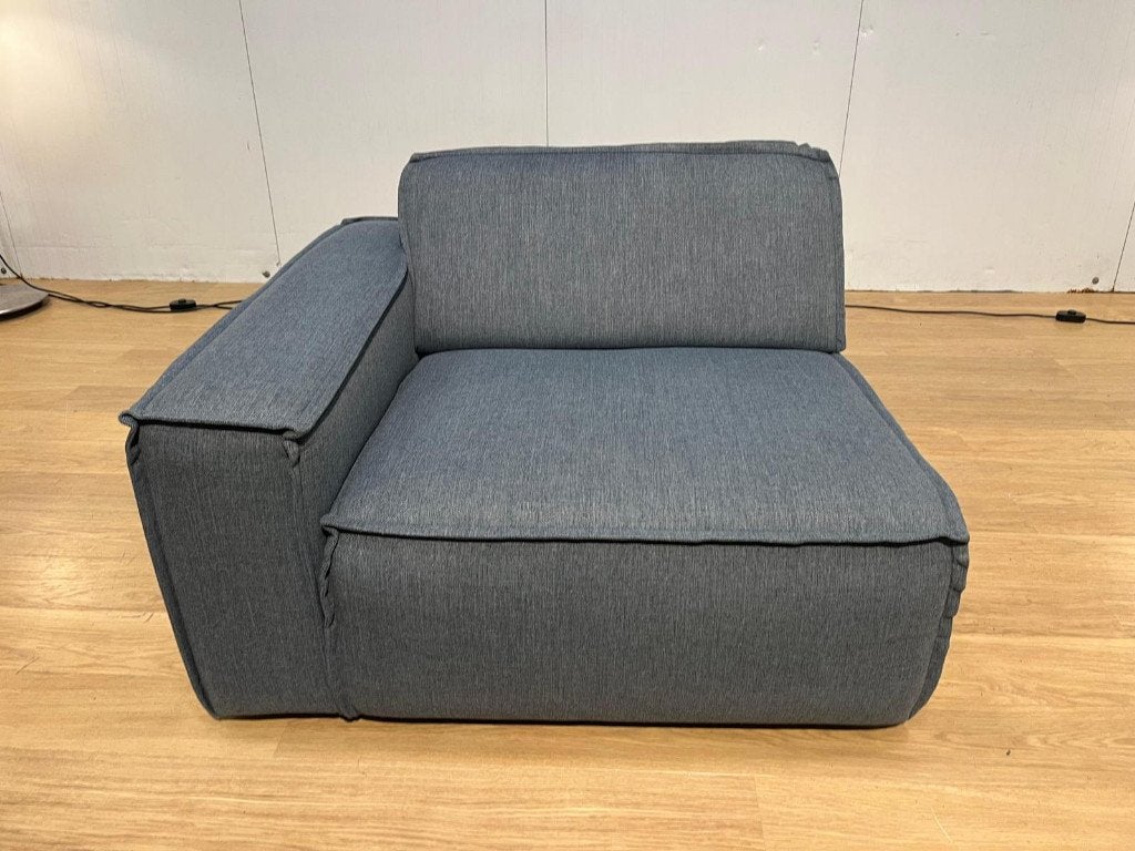 Fest Amsterdam Modulair Element Lichtblauw – NP: €1.750, Huis en Inrichting, https://www.festamsterdam.com/nl-en, 100 tot 125 cm