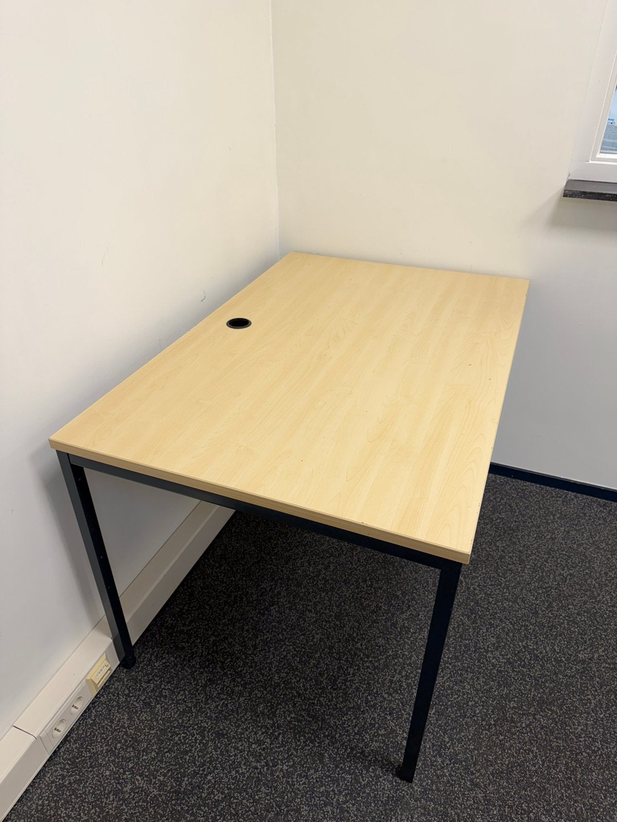 Bureautafel gratis ophalen, Huis en Inrichting, Bureaus, Ophalen, Zo goed als nieuw