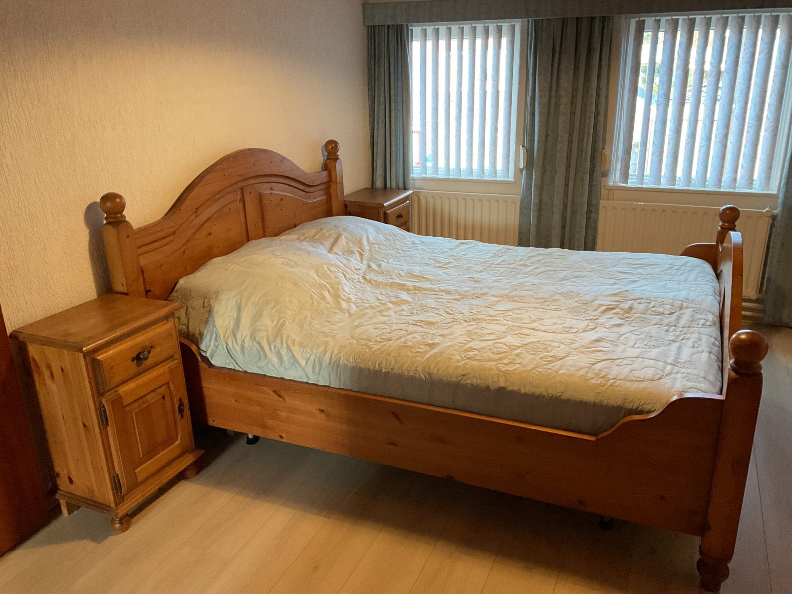 Grenen slaapkamer compleet, Antiek en Kunst, Ophalen