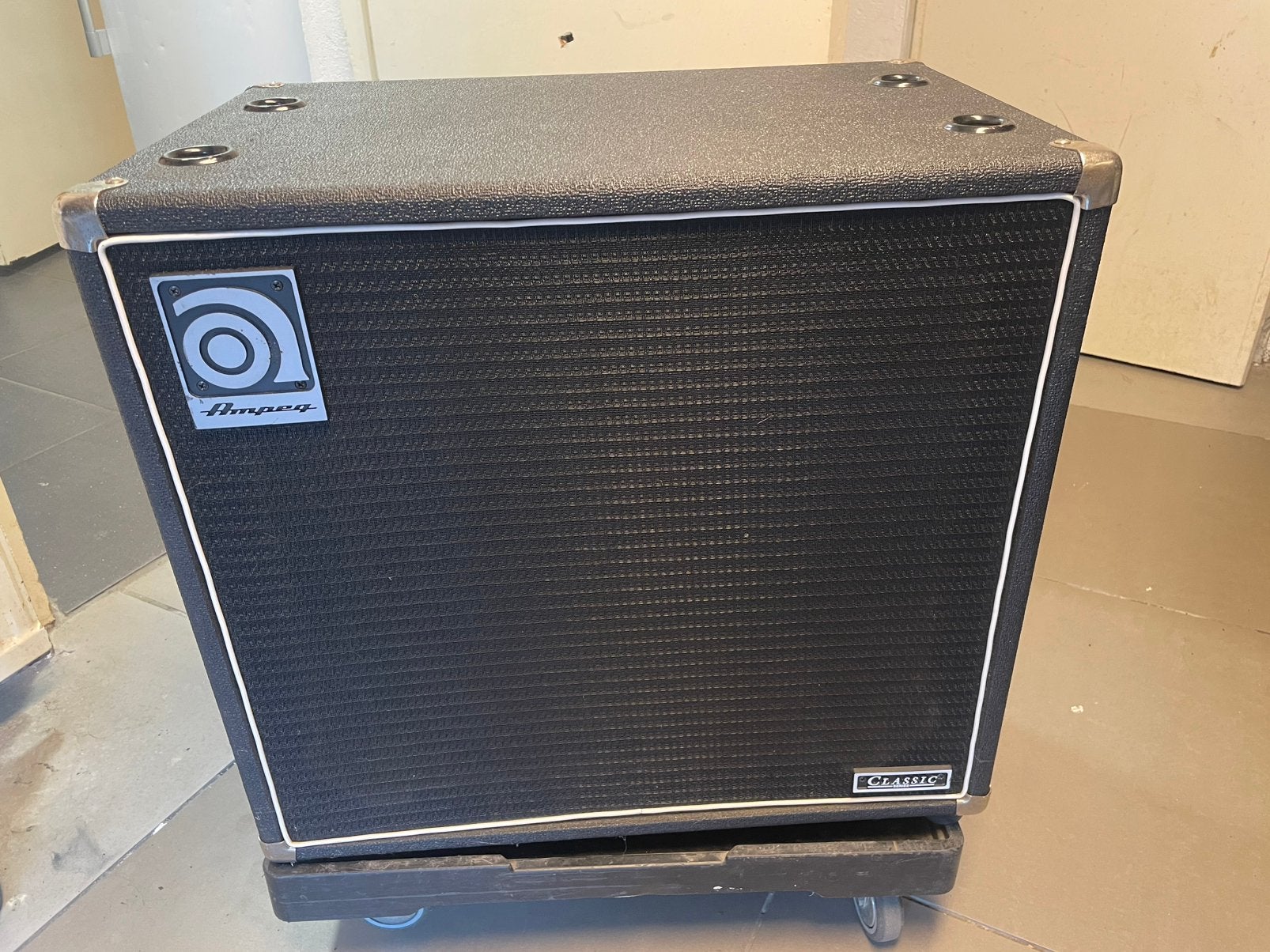 Ampeg SVT-15 EN Classic serie made in usa, Ophalen, Zo goed als nieuw, Basgitaar, 100 watt of meer