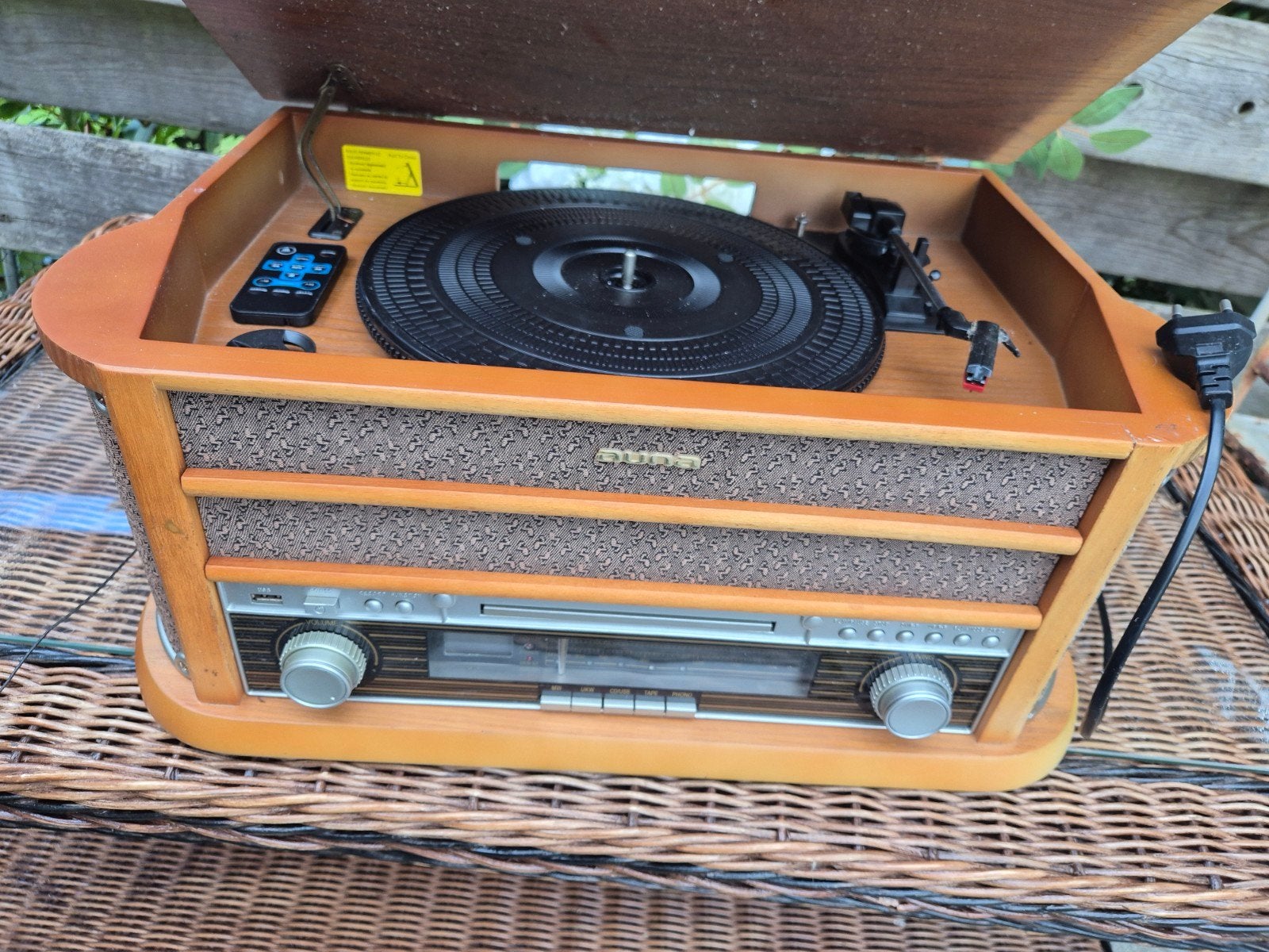 Retro vitrage meubel pick-up cassette _ radio nu voor 65 eur, Ophalen of Verzenden