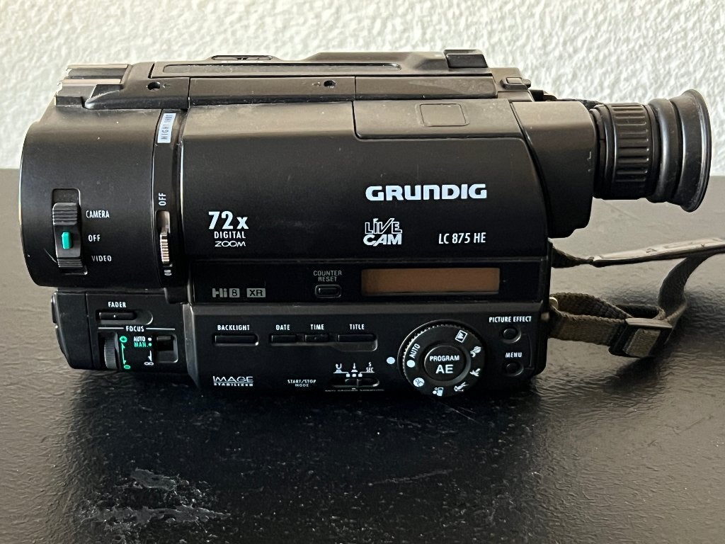 Grundig LC875HE camera+RC8-11 afstandbediening, Ophalen, 1980 tot heden, Filmcamera