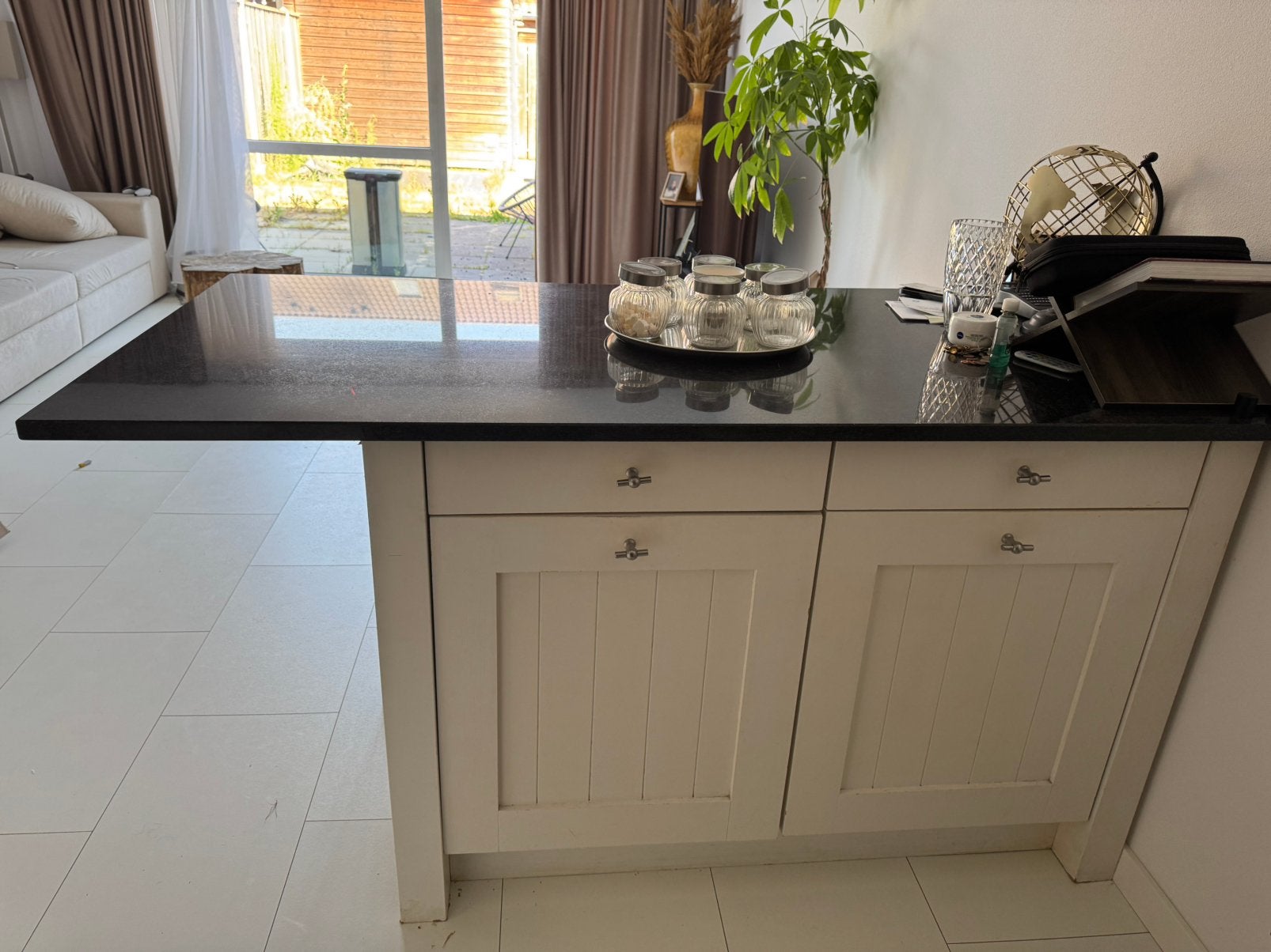 Bar tafel / keuken tafel met graniet blad, Ophalen, Gebruikt, Graniet of Steen
