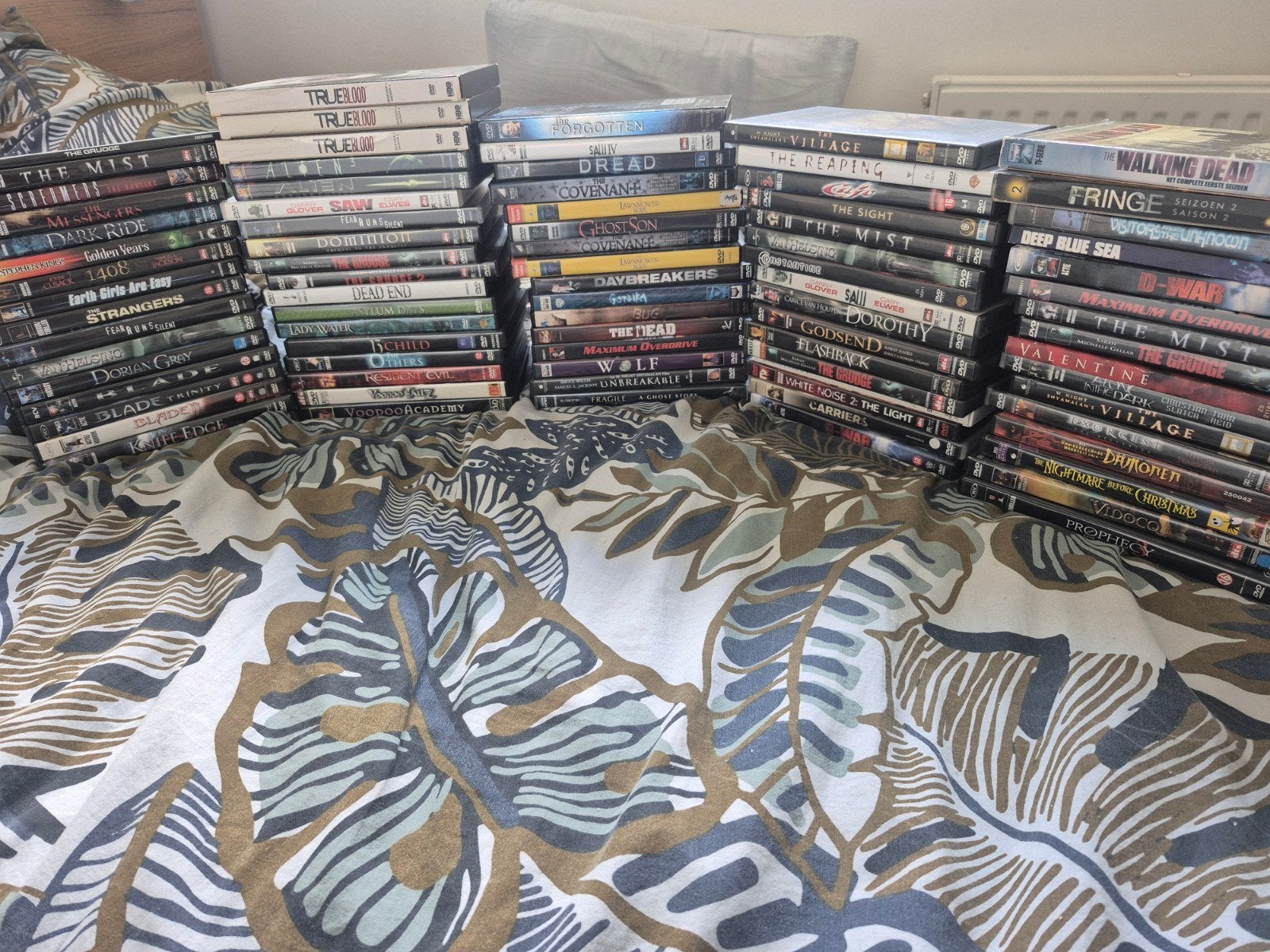 82 horror/thriller dvd's, Vanaf 16 jaar, Ophalen of Verzenden, Zo goed als nieuw, Bovennatuurlijk
