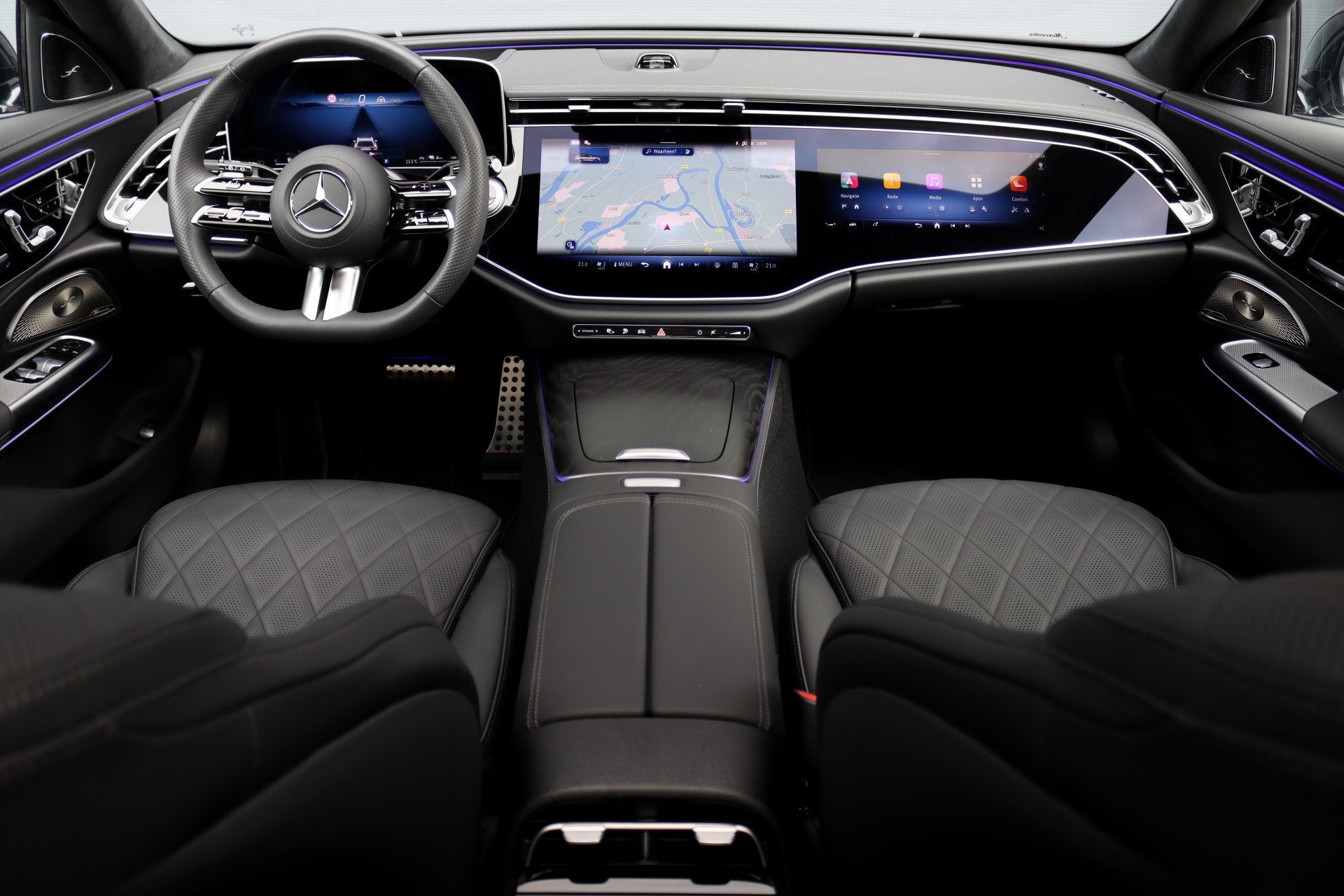 Mercedes-Benz E-Klasse Estate 300 de 4MATIC AMG Line | Lucht, Auto's, Gebruikt, Zwart, Vierwielaandrijving, Te koop