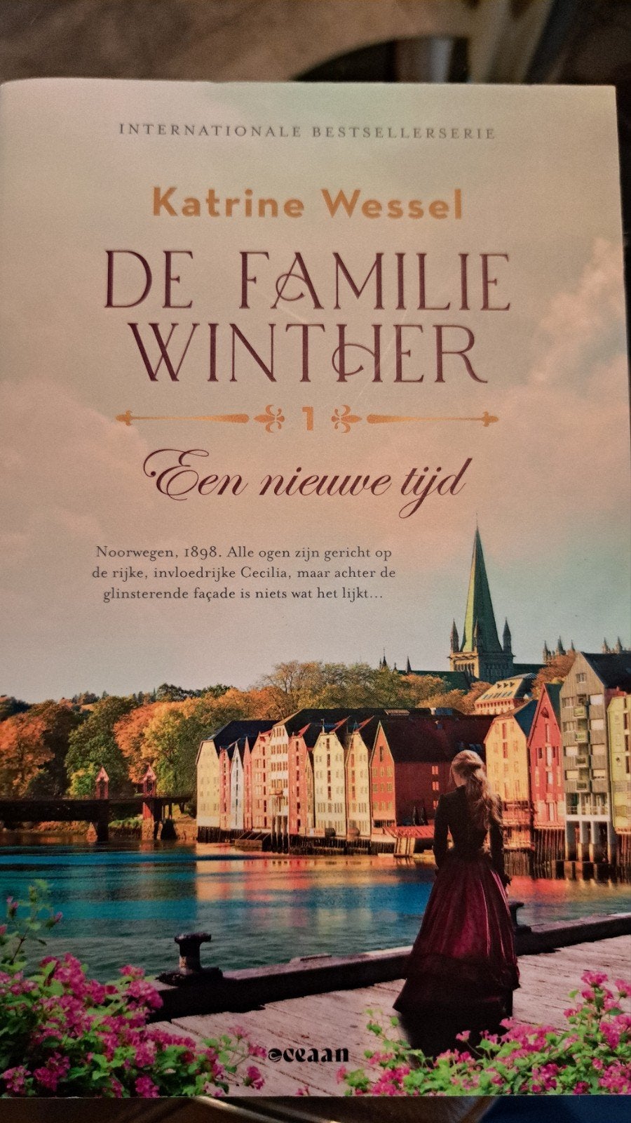 Katrine Wessel - Een nieuwe tijd, Ophalen of Verzenden, Zo goed als nieuw, Katrine Wessel