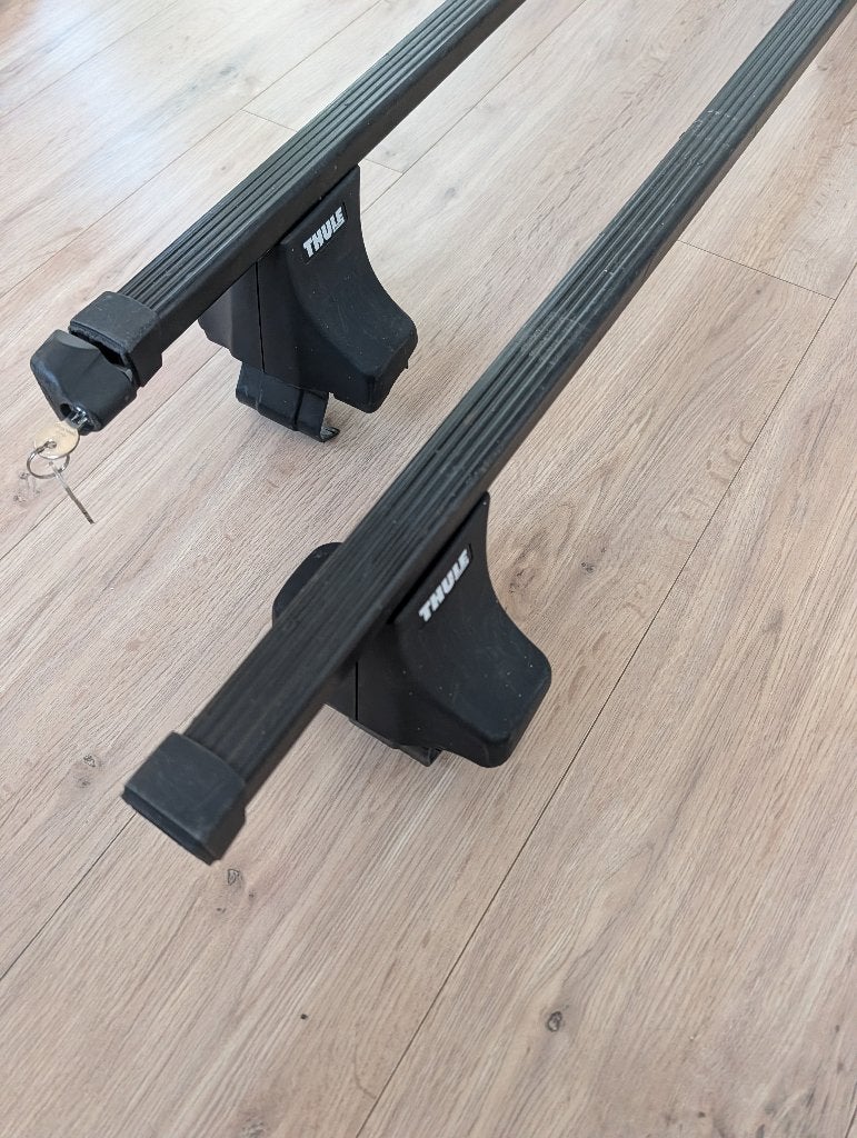 Thule dakdragers universeel met slot, Ophalen, Gebruikt