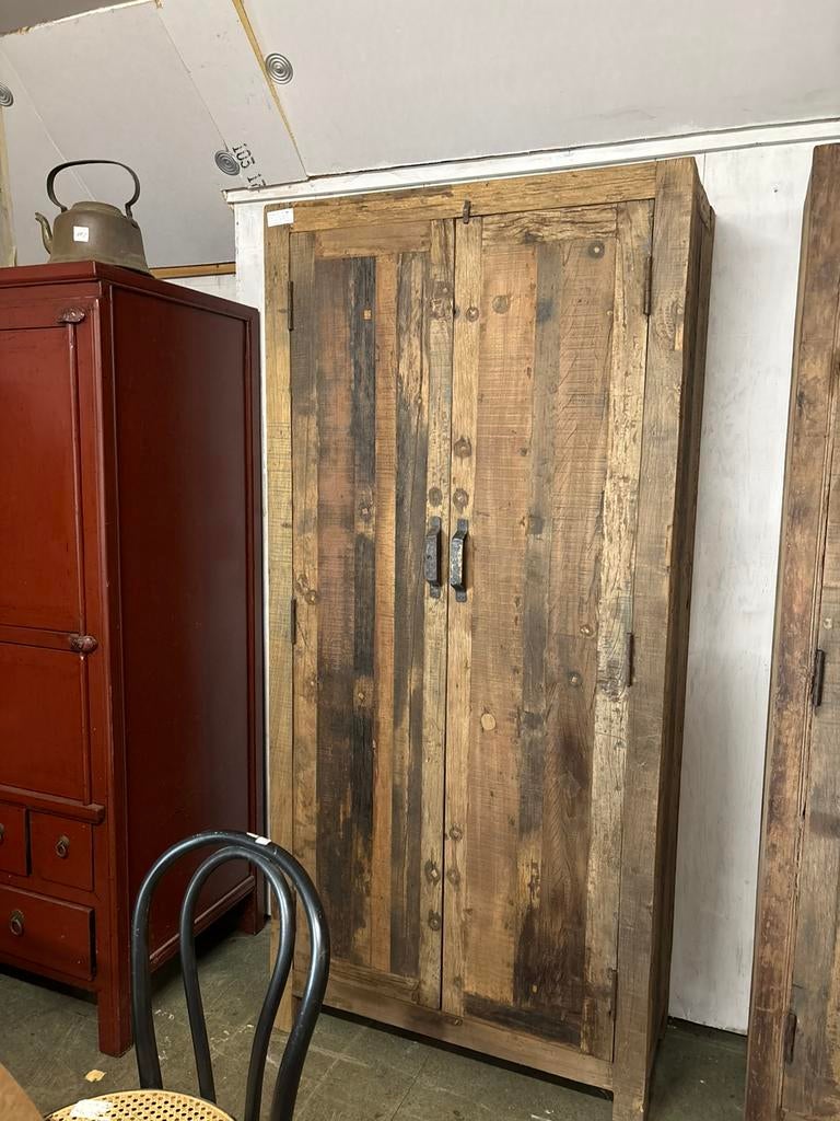 Robuuste oud hout kast uniek en karaktervol 195x90cm, Ophalen, Teakhout, 3 of 4 laden, Hesselingendijk 1, 8341TP Steenwijkerwold