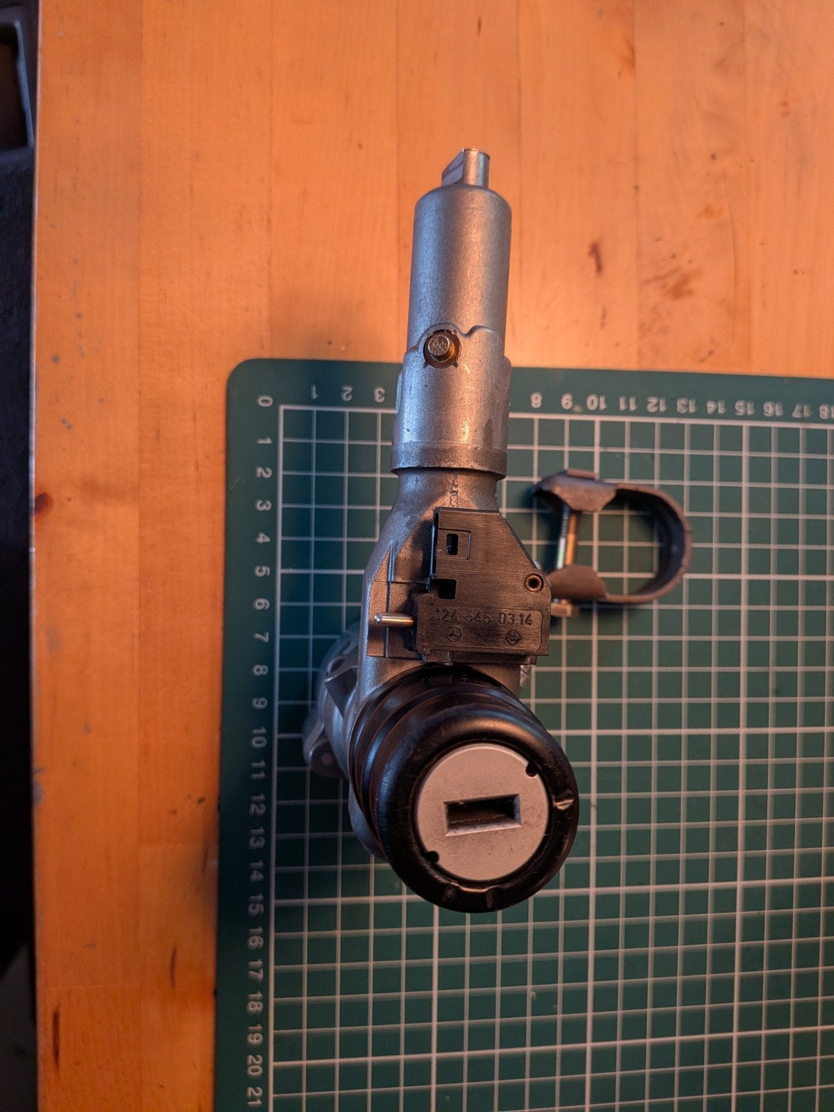 Mercedes w124 Contact slot 250D, Ophalen of Verzenden, Gebruikt, Mercedes-Benz