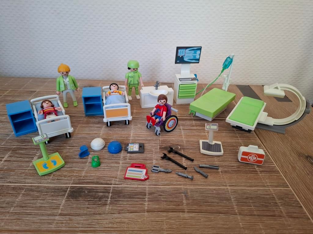 Playmobil ziekenhuis set, zelf samengesteld, Ophalen of Verzenden, Zo goed als nieuw
