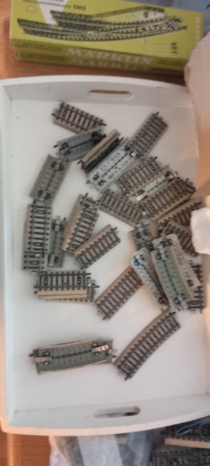 Te koop 52 x marklin  pas stukjes en15 wissels ho, Wisselstroom, Gebruikt, Rails, Ophalen of Verzenden