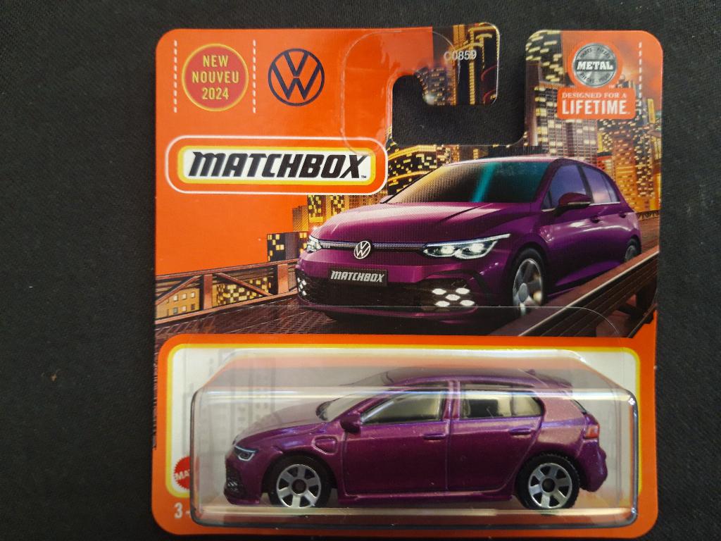 Matchbox Volkswagen Golf GTE 2021 paars NIEUW, Ophalen of Verzenden, Nieuw, Auto