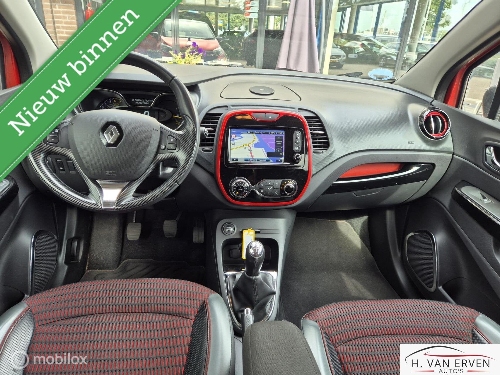 Renault Captur 0.9 Helly Hansen DEALERONDERHOUDEN NAP, Auto's, Voorwielaandrijving, Automatische klimaatregeling, 49 €/maand, Origineel Nederlands