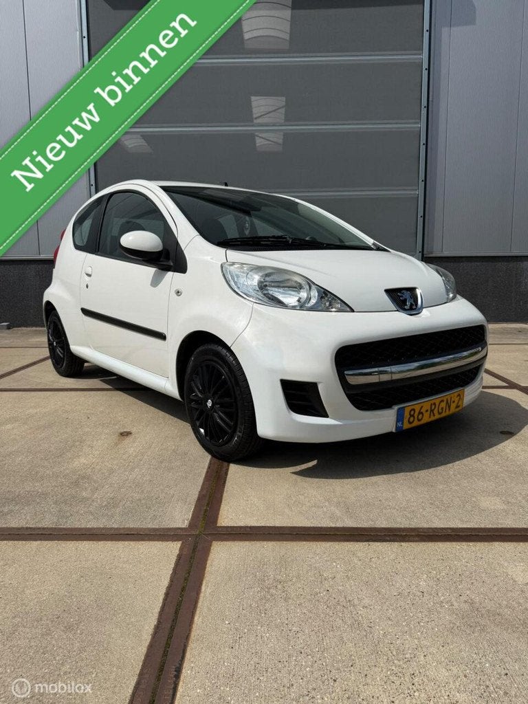 Peugeot 107 1.0-12V XS AUTOMAAT, Auto's, Peugeot, Euro 5, Gebruikt, 4 stoelen, Origineel Nederlands