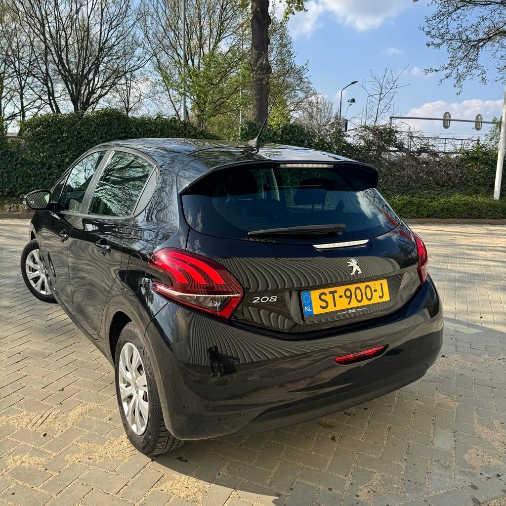 Peugeot 208, Voorwielaandrijving, 31 €/maand, 1199 cc, Parkeersensor