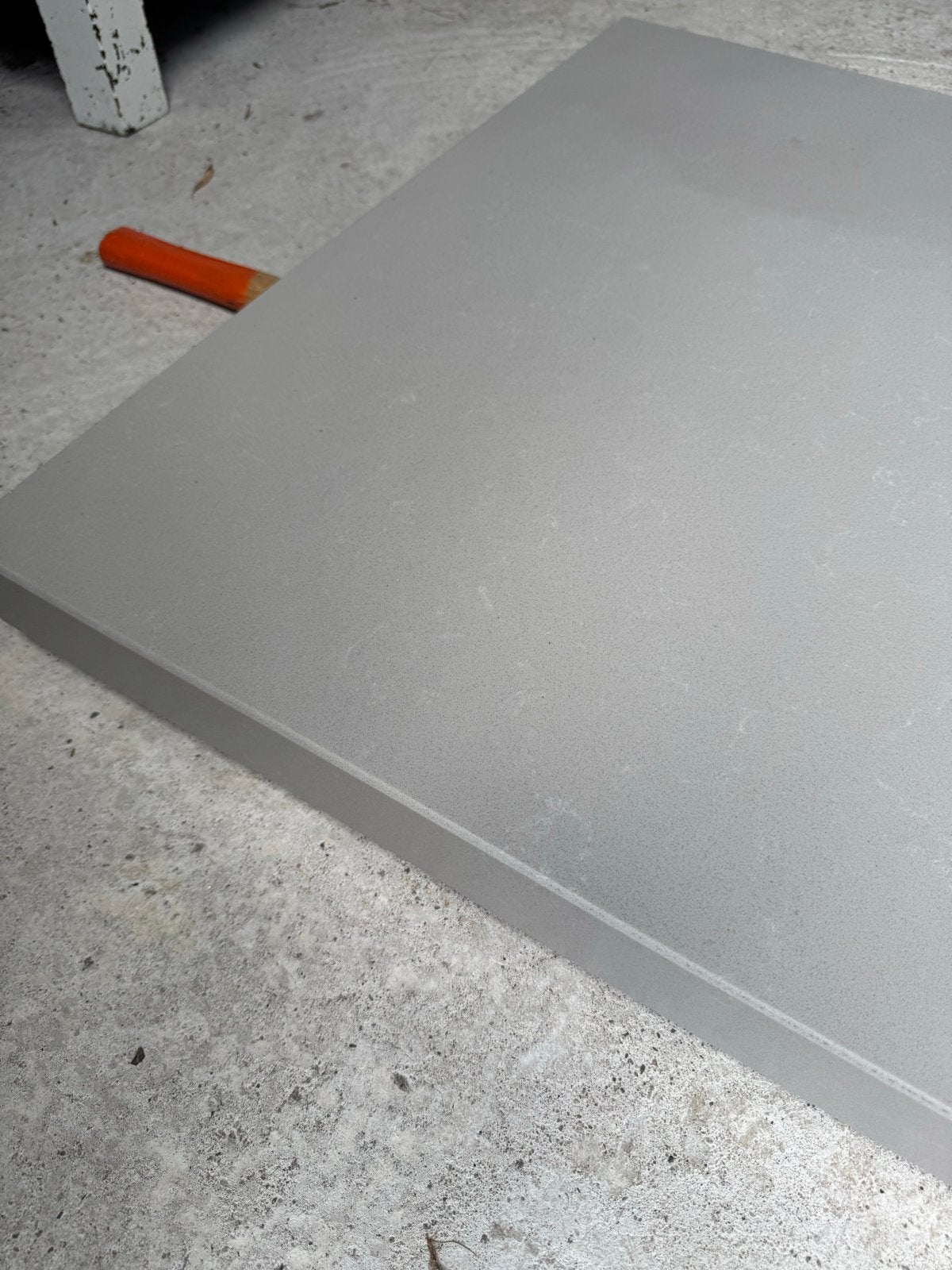 Keukenbladen 2x composiet betongrijs, Ophalen, Nieuw, 50 tot 75 cm, 150 tot 200 cm