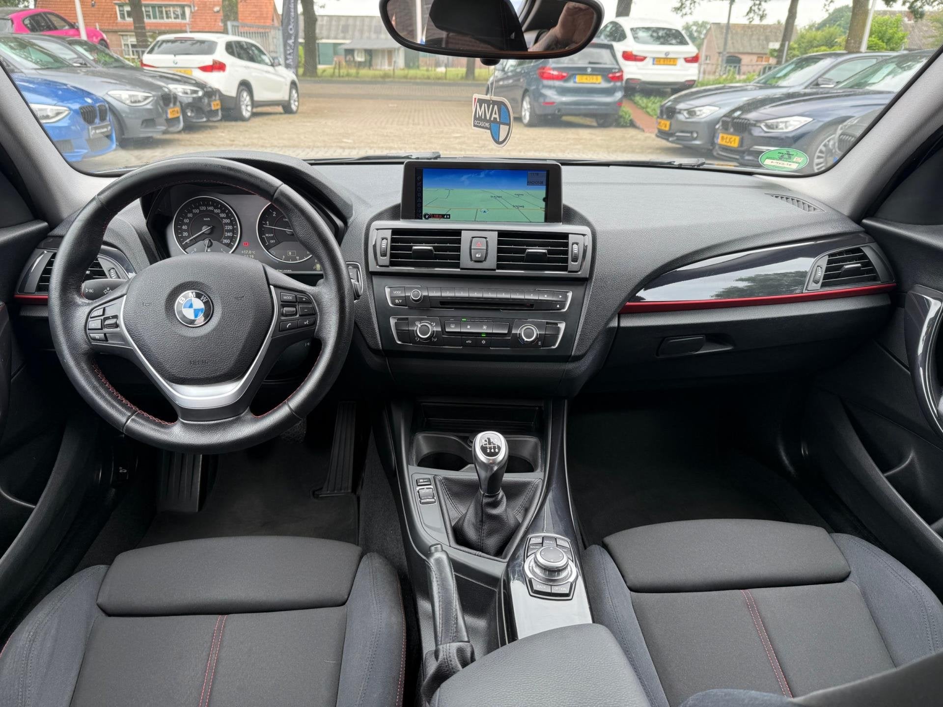 BMW 1-serie 118i Limited Edition Sport|Nieuwe Ketting + Klep, Auto's, 1-Serie, Euro 5, Gebruikt, Zwart