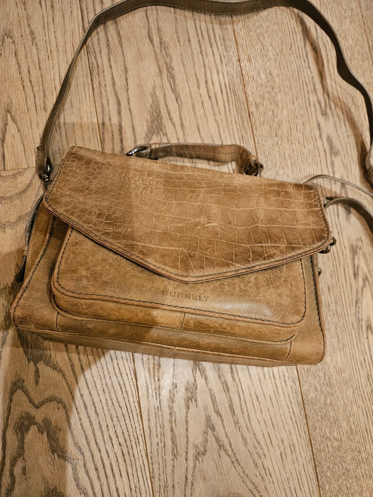 Burkely handtas / schoudertas van leer, Sieraden, Tassen en Uiterlijk, Tassen | Damestassen, Ophalen of Verzenden, Zo goed als nieuw
