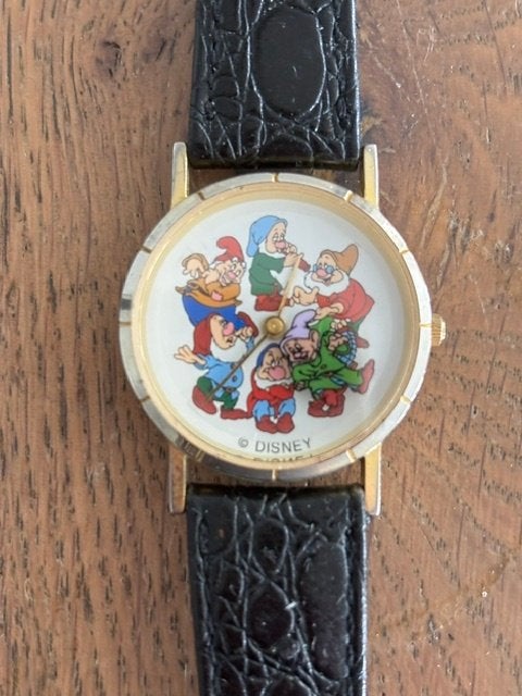 Disney horloge Sneeuwwitjes 7 dwergen, Ophalen of Verzenden, Sneeuwwitje of Doornroosje, Zo goed als nieuw, Overige typen