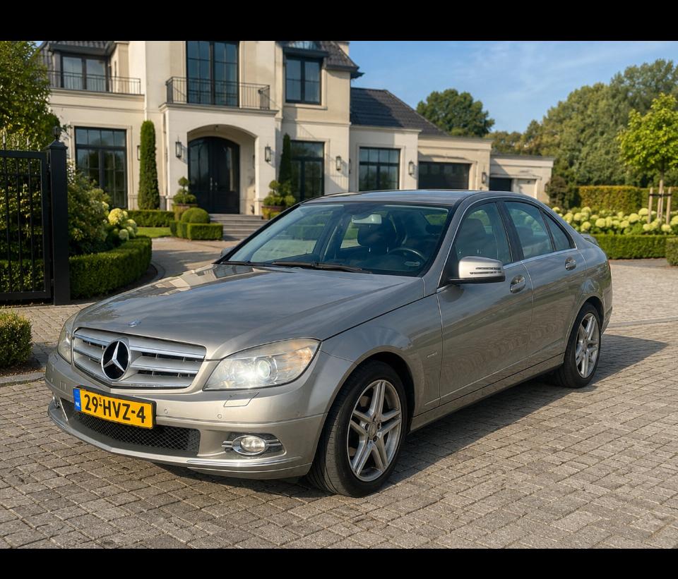 Mercedes-Benz C-Klasse 1.8 C200 Kompressor Sedan AUT 2009, Auto's, Mercedes-Benz, Achterwielaandrijving, 1800 kg, 4 cilinders