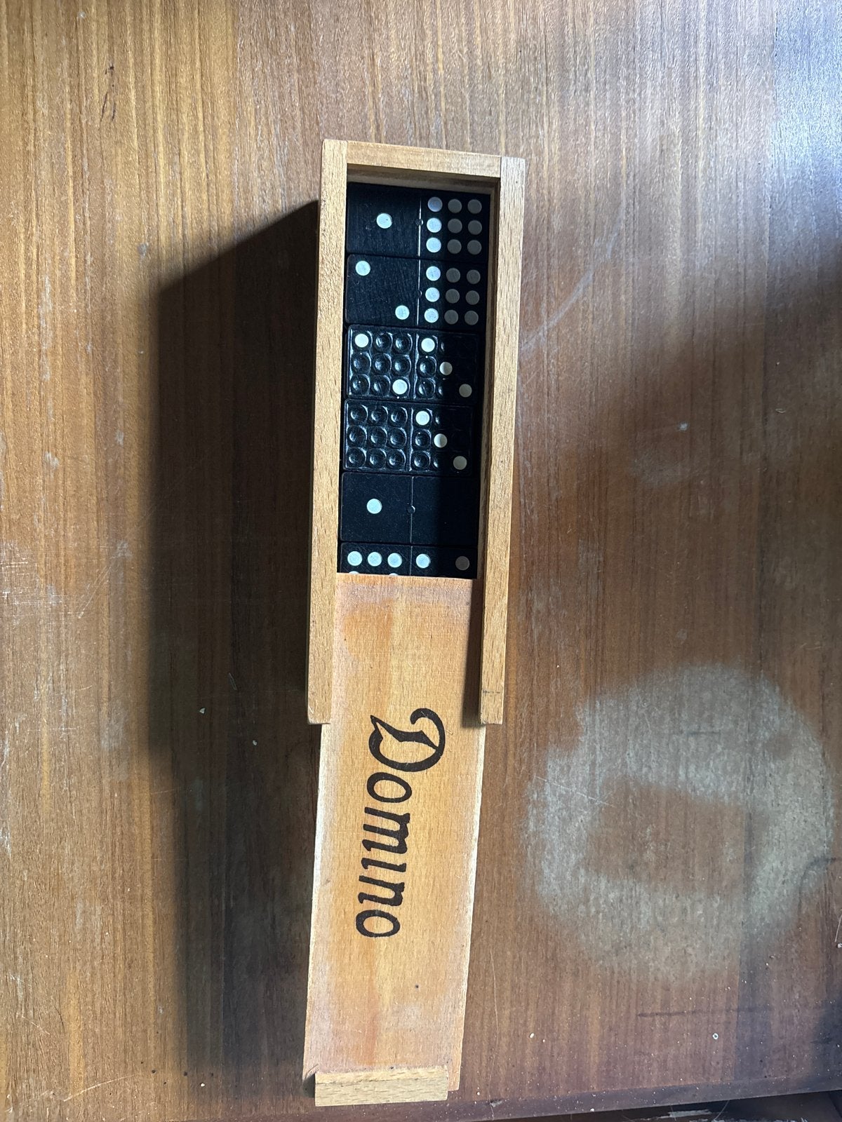 Vintage Domino spel in houten kistje, Een of twee spelers, Ophalen of Verzenden, Gebruikt