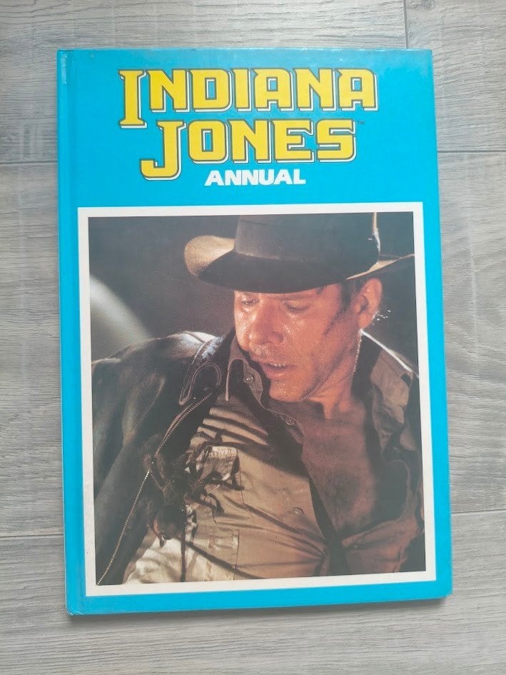 Indiana Jones Annual 1982/1983 verhalen boek, Boeken, Ophalen of Verzenden, Gelezen