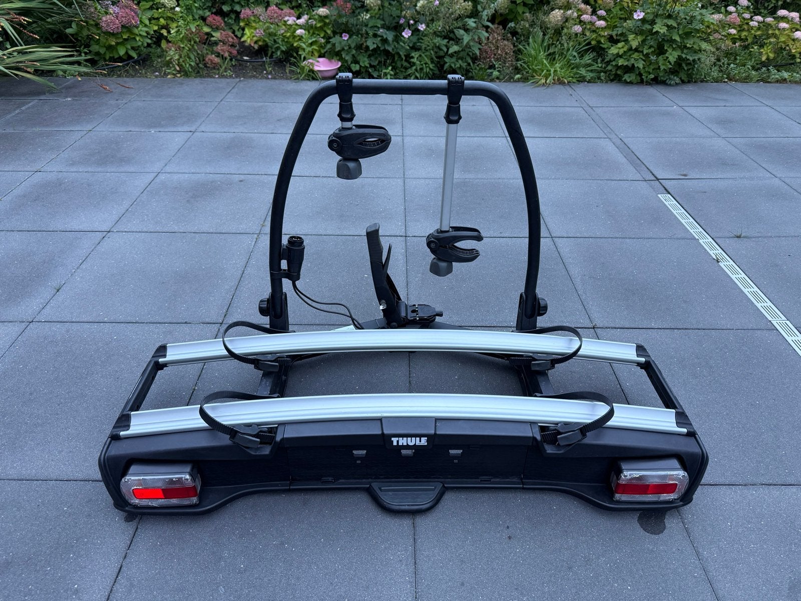 Thule Velospace (e-bike) drager, Auto diversen, Ophalen, Zo goed als nieuw, 2 fietsen, Trekhaakdrager