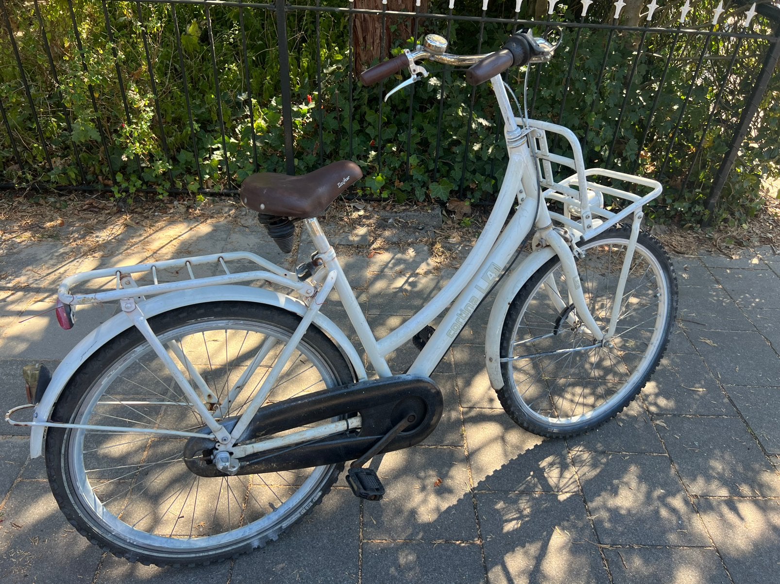 Ladies Cortina Transporter bike small frame with Handbrakes!, Fietsen en Brommers, Fietsen | Dames | Damesfietsen, 47 tot 50 cm