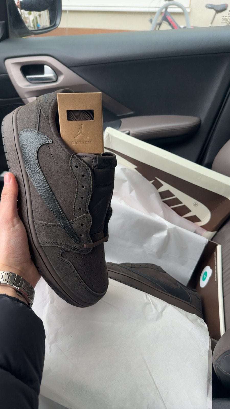 Travis scott Velvet Brown maat 36-37-37.5-38-39 OP VOORRAAD, Ophalen of Verzenden, Nieuw, Bruin, Sneakers of Gympen