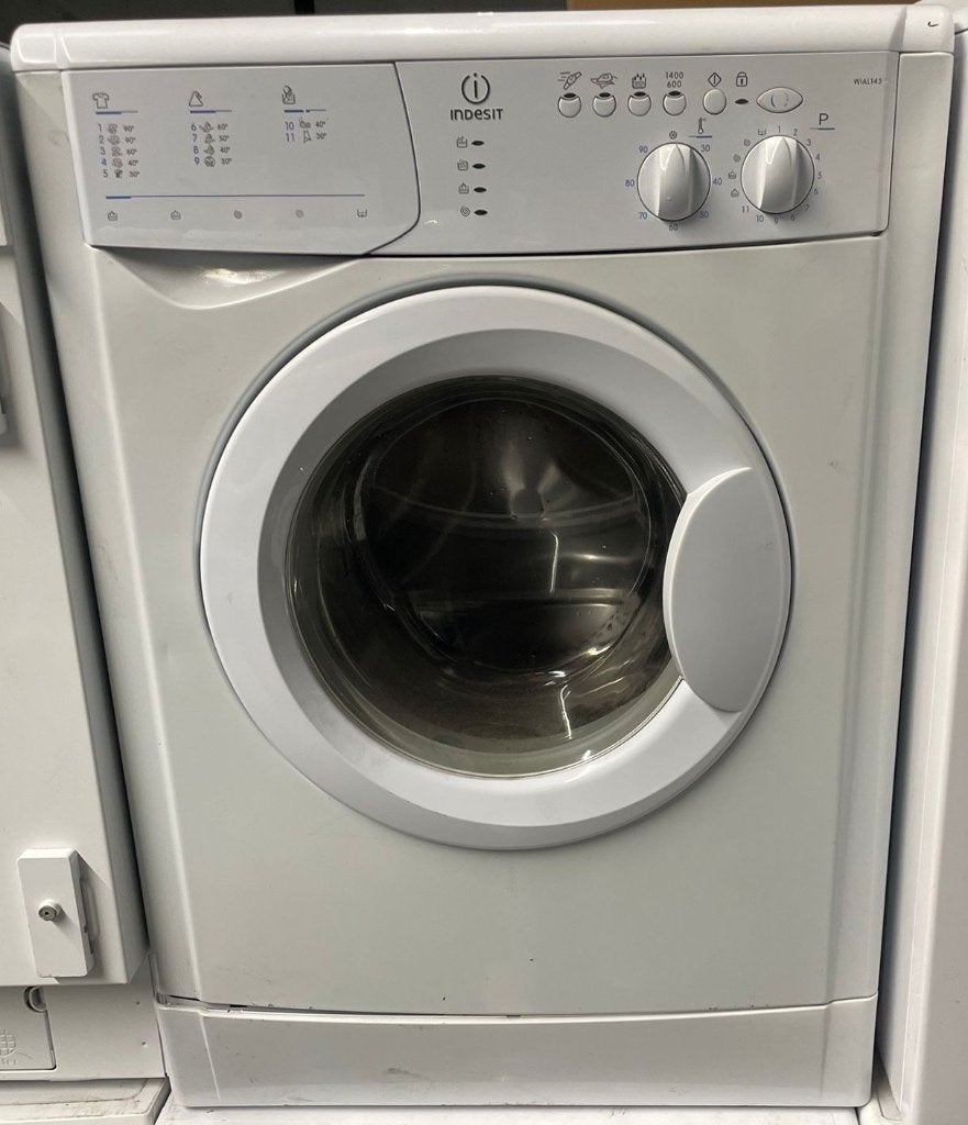 SPOED WEGENS VERHUIZING! Wasmachine, 2 eetkamer stoelen!, Ophalen, Gebruikt, Energieklasse A of zuiniger, 85 tot 90 cm