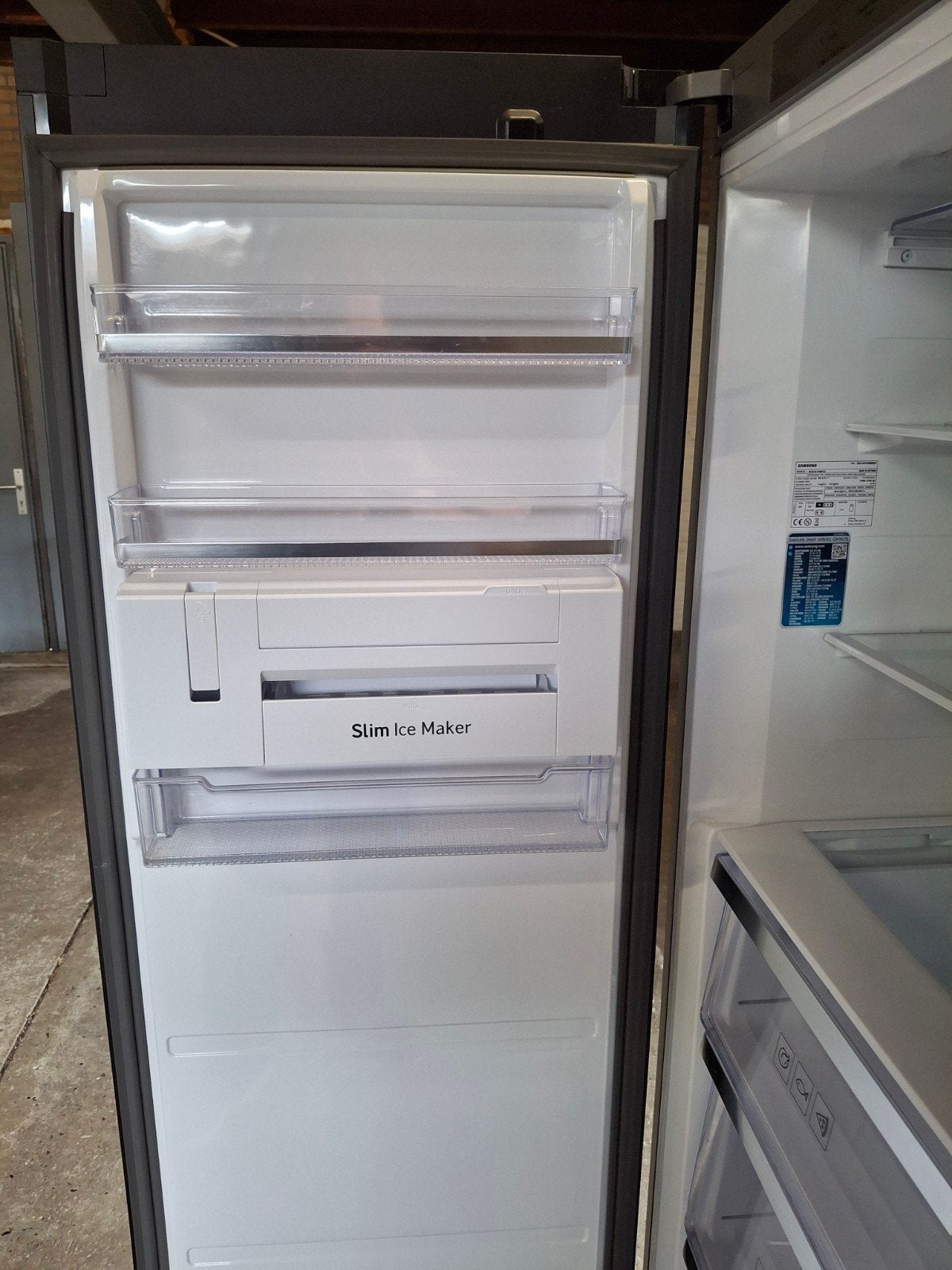 Samsung RZ32A748522 Vriezer Zwart - Zo goed als nieuw, Samsung, 200 liter of meer, Met aparte vriezer, Zo goed als nieuw