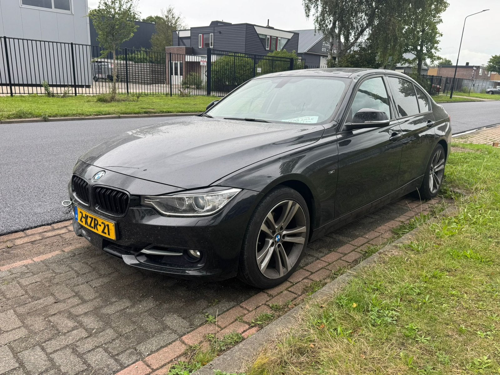 BMW 3-Serie 2.0i 320 135KW EXPORT (f30) 2013 Zwart, Zwart, Sedan, Benzine, BMW