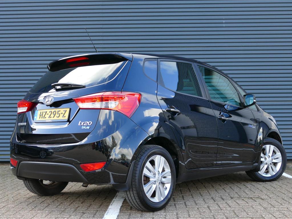 Hyundai ix20 1.4i Go! | 90PK | Navigatie | Airco | Parkeer C, Auto's, Hyundai, Voorwielaandrijving, Euro 5, Stof, Gebruikt