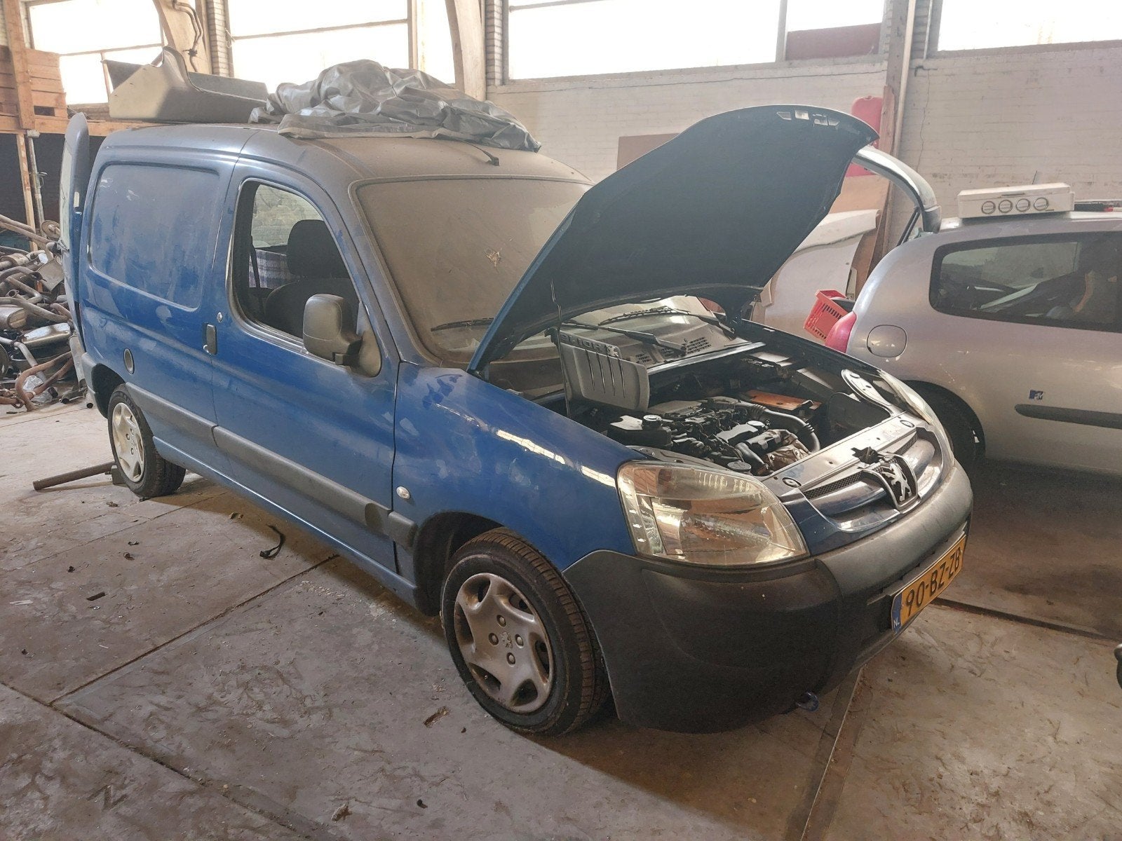 Onderdelen Peugeot Partner 1.6 HDI 2004   nieuwe tur, Ophalen of Verzenden, Nieuw, Peugeot