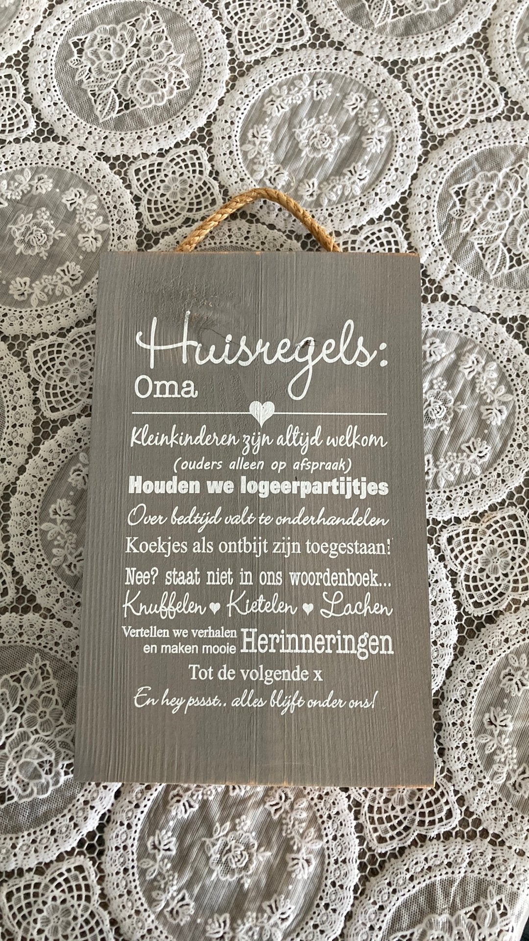 Houten wandbord huisregels Oma., Ophalen of Verzenden, Zo goed als nieuw
