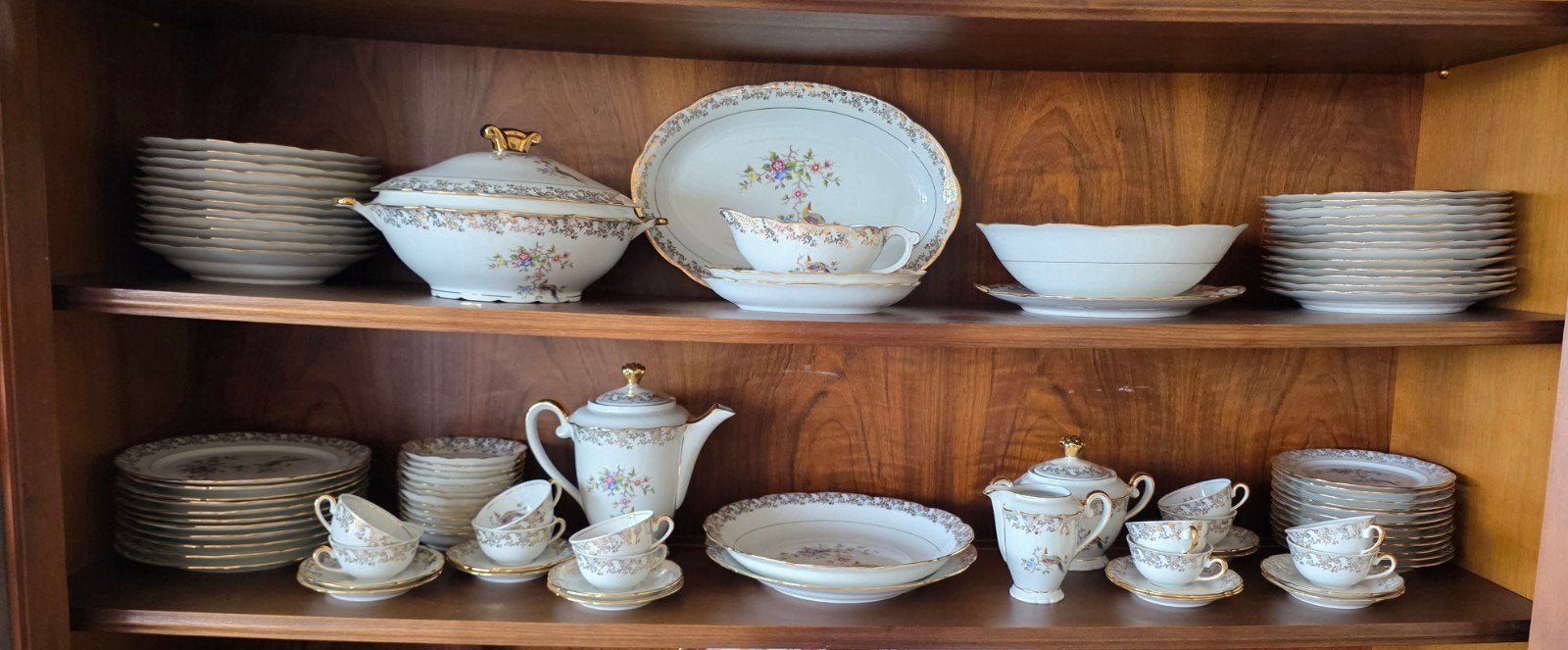Limoges porseleinen servies, Ophalen
