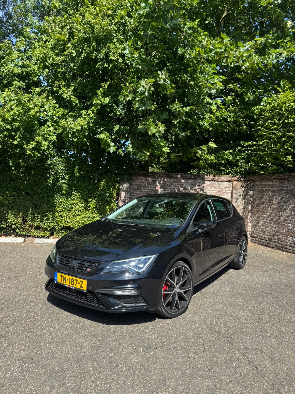 Seat Leon 1.8 TSI 180PK Dsg-7 2018 Zwart, 1227 kg, Zwart, 4 cilinders, Leder en Stof