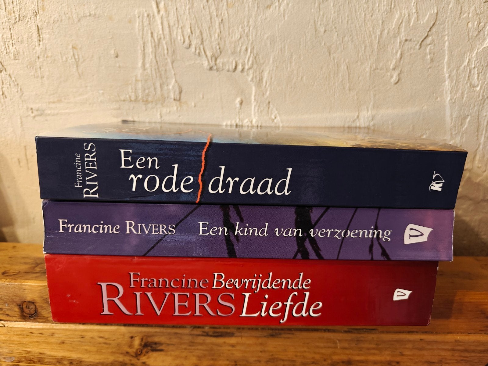 3 Boeken van Francine Rivers., Ophalen of Verzenden