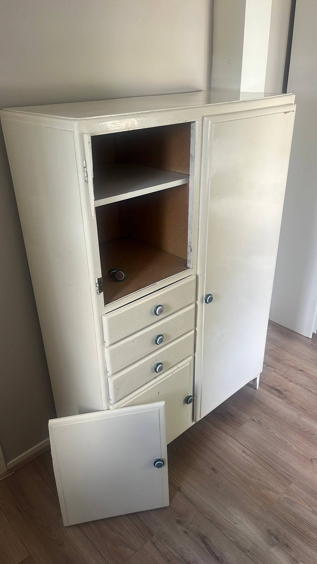 Vintage kinderkledingkast, Ophalen, Gebruikt, 105 cm of meer, 100 cm of meer