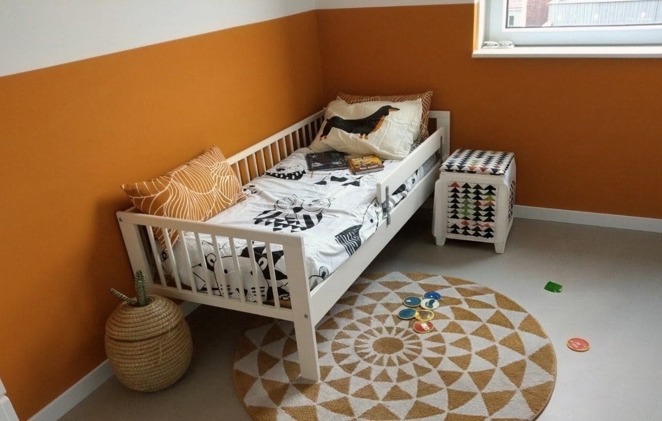 Ikea junior bed 60x170cm (met lattenbodem en beddengoed), Ophalen, Gebruikt, Wit, 190 cm of minder