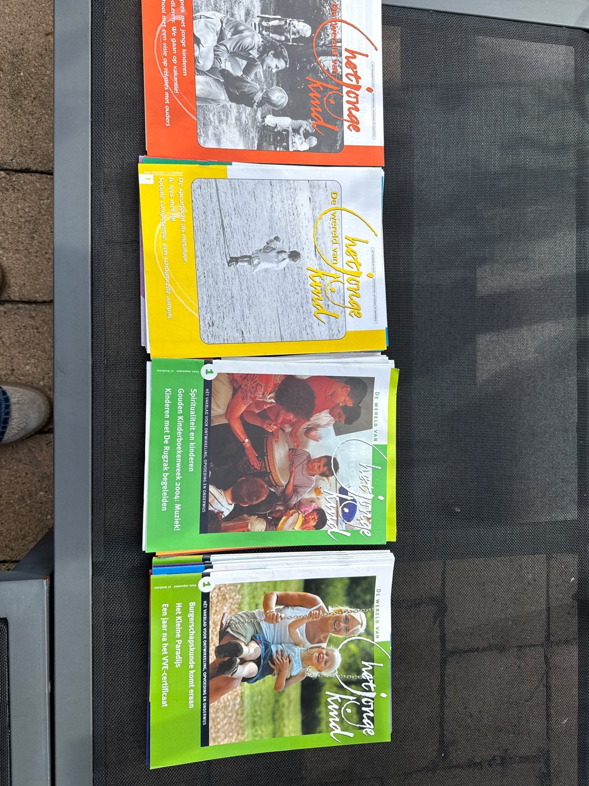 Tijdschriften Het Jonge Kind - 3Jaargangen, Ophalen of Verzenden, Gelezen, Overige typen