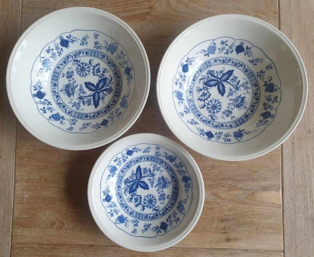 Vintage BILTONS (Engeland) SERVIES 3 prachtige SCHALEN, Ophalen of Verzenden, Overige stijlen, Aardewerk, Schaal of Schalen