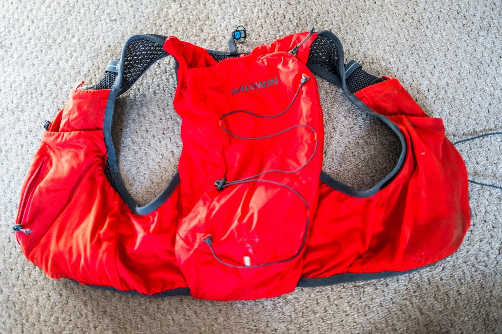 Salomon ACTIVE SKIN 8 maat M | Gebruikssporen/kleine scheur, Overige merken, Gebruikt, Ophalen of Verzenden, Kleding