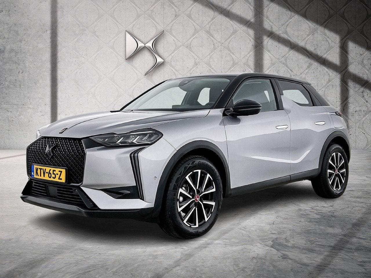DS DS 3 130pk Automaat Performance Line | Rijklaar | 360 Cam, Automaat, Gebruikt, 1199 cc, Bedrijf